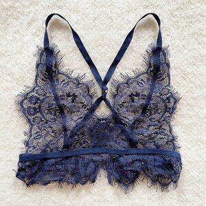 Stylestalker, Navy Blue Lace Bra, Size Small